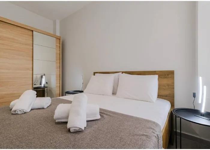 Apartment Ladadika Vibes *